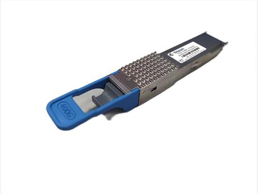 Trasmettitore laser 800G di classe 1 con conformità IEEE 802.3ck-2022 e tempo di transizione del trasmettitore 17ps